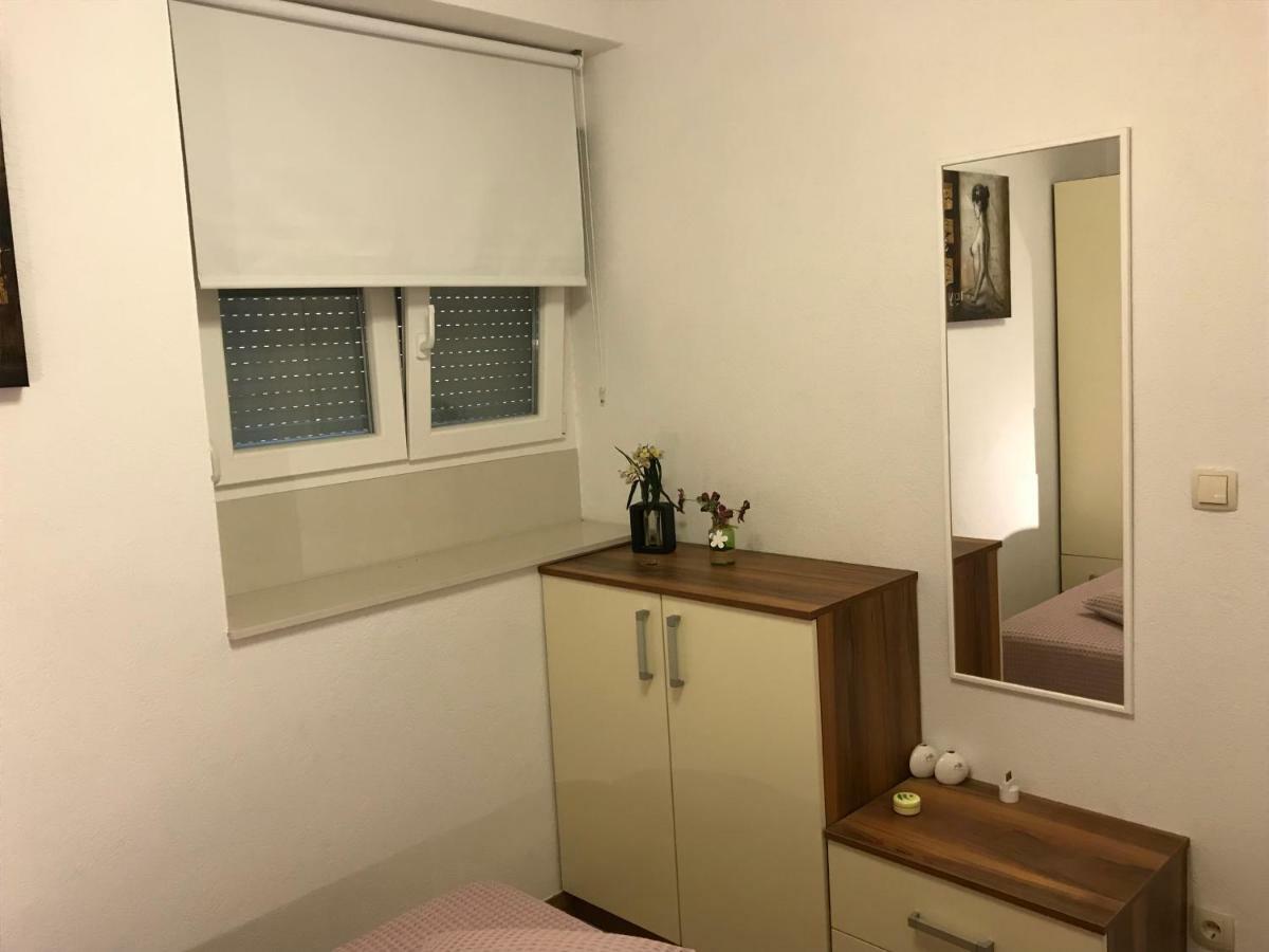 Apartman Dvor Makarská Exteriér fotografie